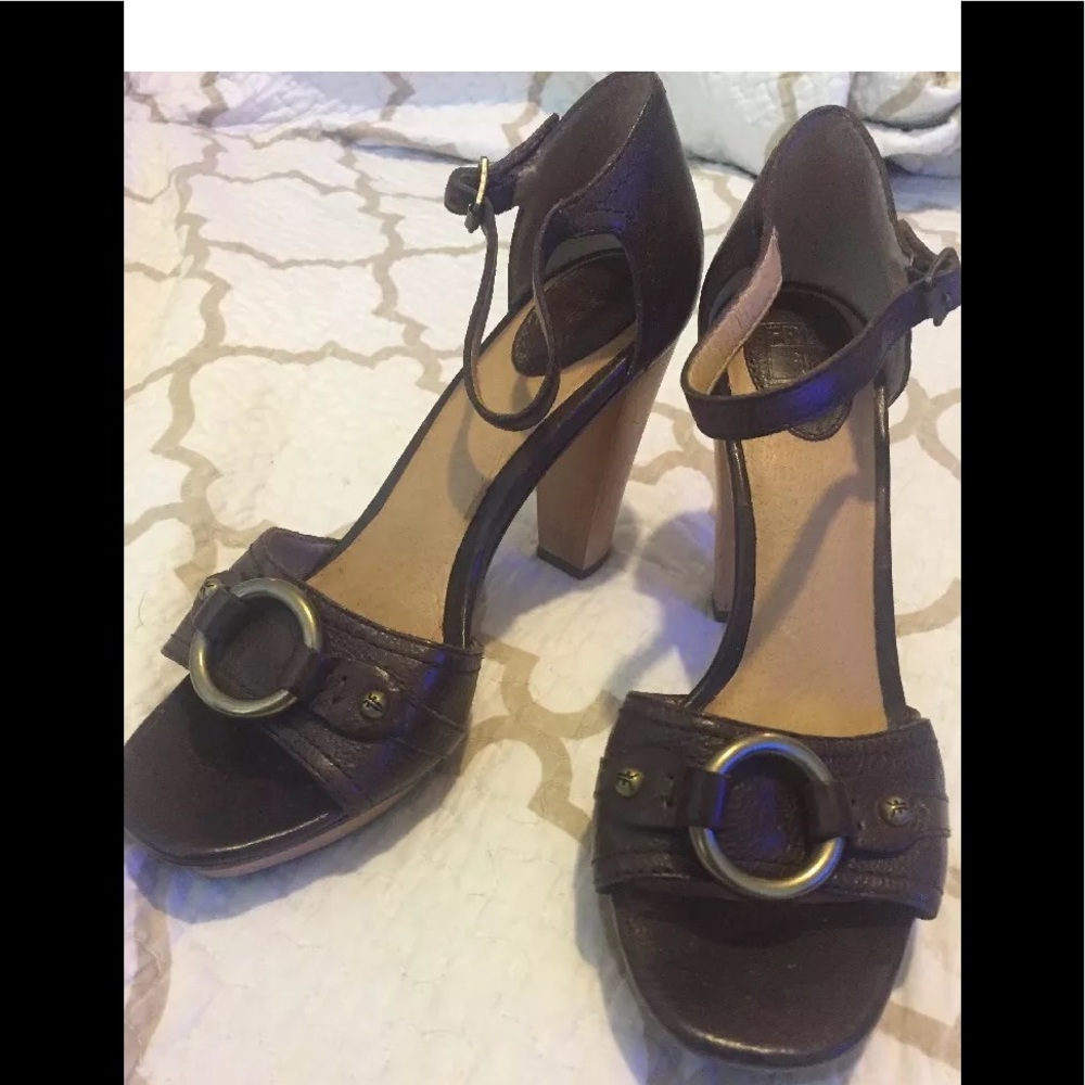 Frye Gerry Ankle strap sandals heels brown 6.5